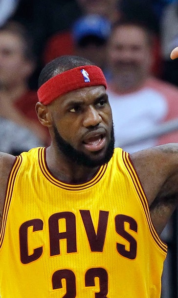 LeBron breaks Kobe's record, becomes youngest to score 25,000